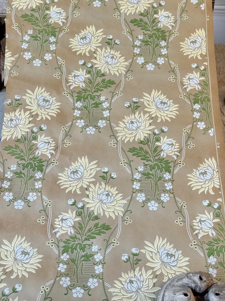 2 yds Antique French Wallpaper 1910 Floral Basket Pattern Wallcovering Wall Art