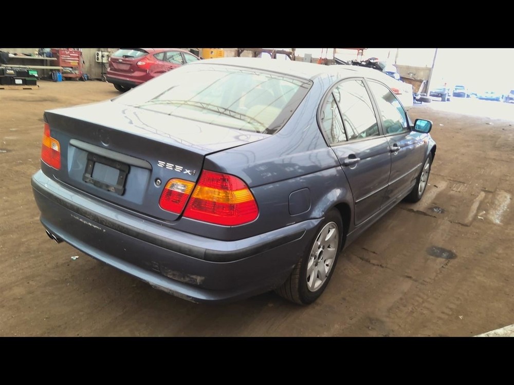 Transfer Case Xi Thru 2/03 Automatic  Fits 01-03 BMW 325i 6627632