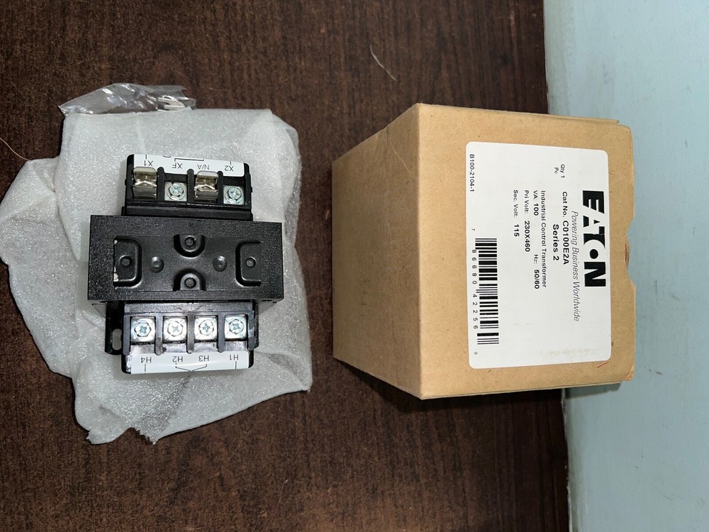 NEW EATON C0100E2A INDUSTRIAL CONTROL TRANSFORMER   S24