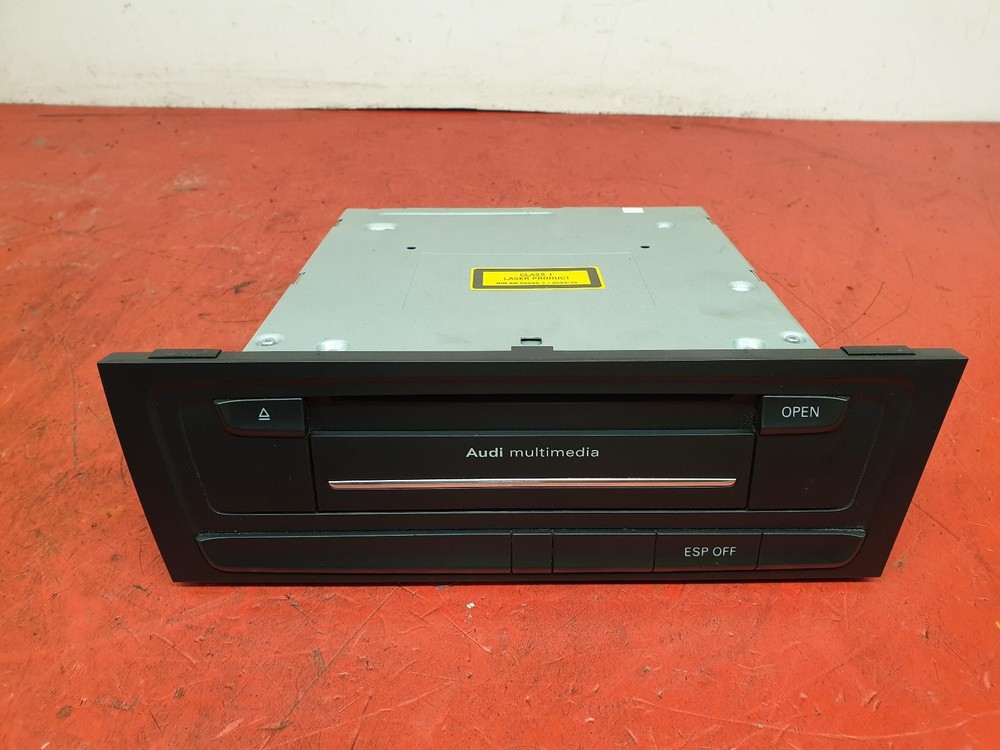 AUDI A5 RADIO STEREO HEAD UNIT CD 2009 8T2035666D