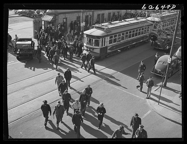 Newport News Virginia 1941 Shipyard Employees Leaving at 4 PM Streetcar