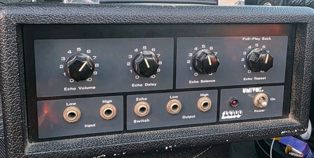 Univox EC100 Analog Echo Effect Pedal for Electric Guitar Model EC100