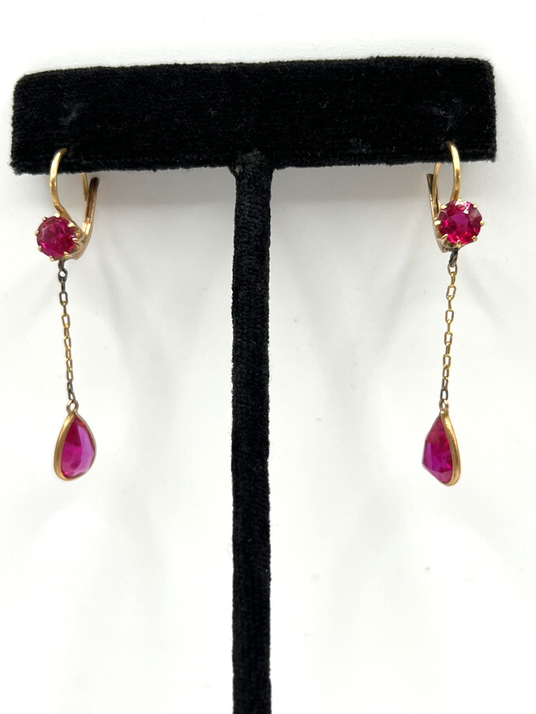 Vintage rosey 14k gold retro pink stone dangle lever back earrings.