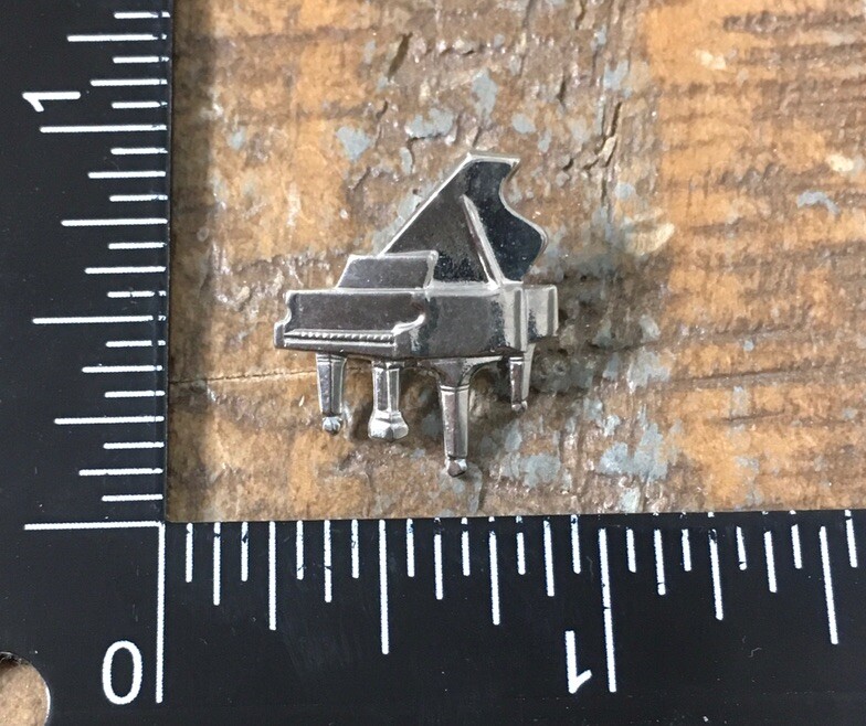 Vintage Silver Tone Grand Piano Lapel Pin for Music Lovers