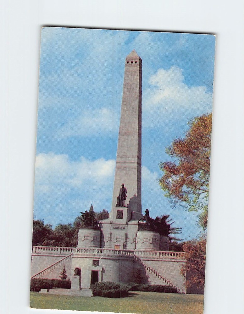 Postcard Lincolns Tomb in Oak Ridge Cemetery Springfield Illinois USA