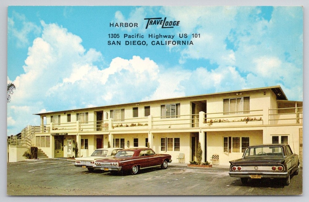 Harbor Travelodge San Diego CA Postcard Vintage Cars US 101 Chrome