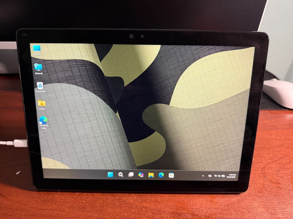 Dell Latitude 7210 2-in-1 Tablet PC Core i7-10810U 16GB RAM 256GB SSD W11Pro