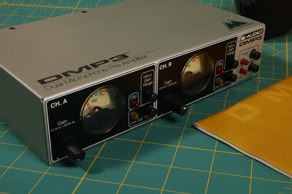 M-Audio DMP3 Dual Microphone Pre Amp, 2-Channel Mic Pre/Direct Box