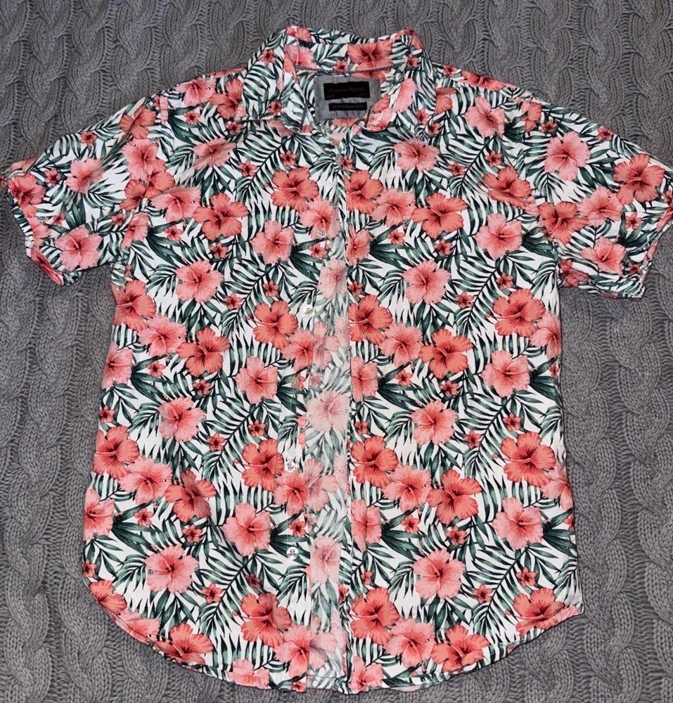 Mens Size Small  Tropical Hawaiian Print Button Up Gentlemens Outfitters, floral