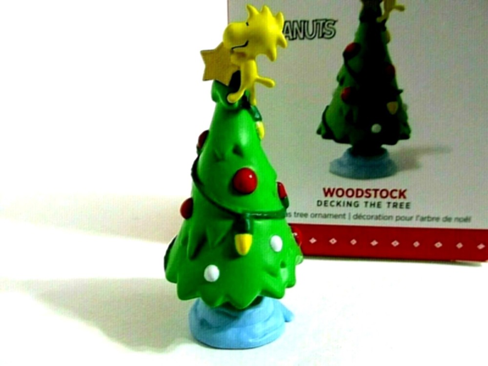 Snoopy Peanuts Charlie Brown Hallmark Christmas Ornament Figure Woodstock 2015
