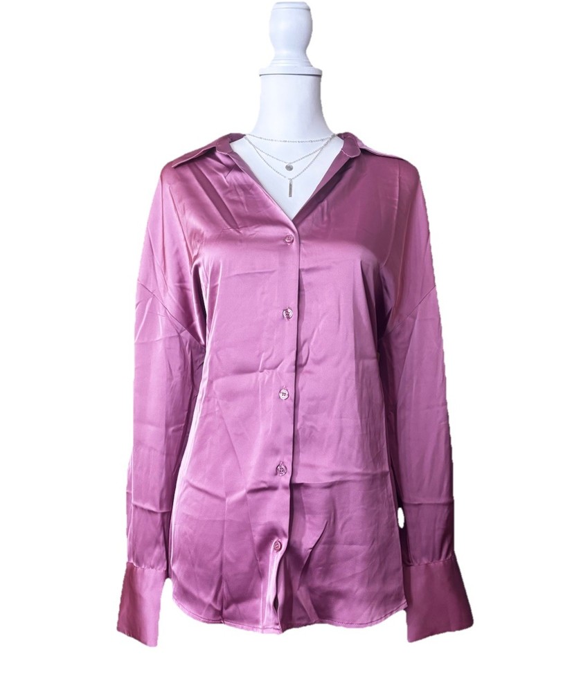 Francesca’s Satin/Silk mauve pink long sleeve button up blouse woman’s Large