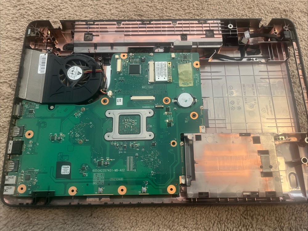 Toshiba Satellite C655D-S5086 Intel Motherboard V000137920 Core i3-370M DDR3