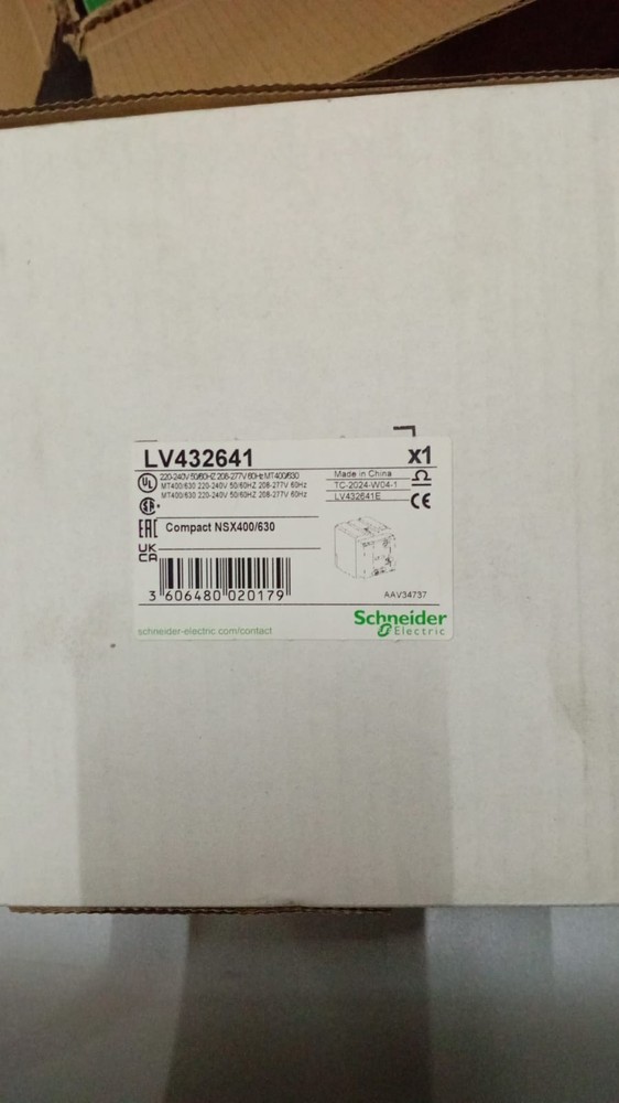 Schneider LV432641 MOTOR MECH. 220-240V 50/60HZ 208-277V 60Hz - Made in China