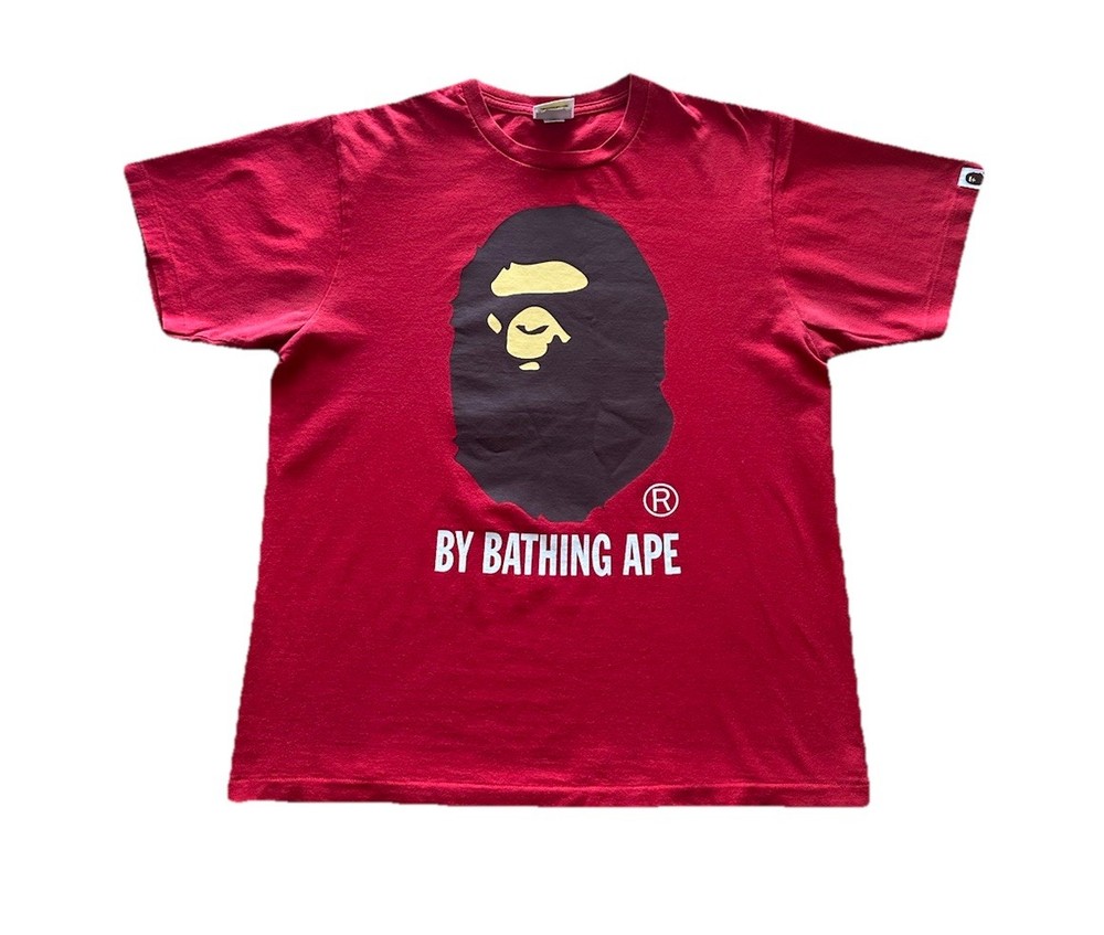 A Bathing Ape Men's Red Cotton T-Shirt Size Medium Ape Head Logo Crew Neck