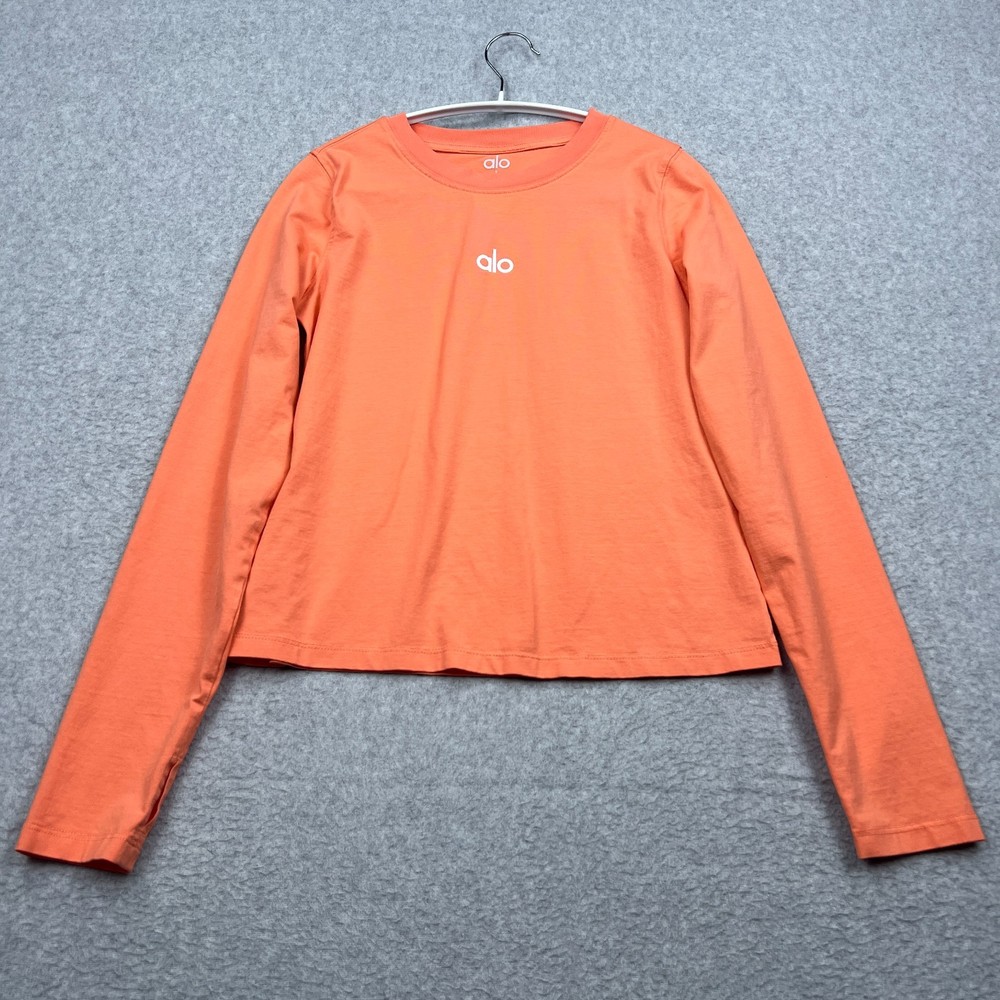 Alo Yoga Shirt Women's Small Orange Long Sleeve Cropped Athletic Relaxed Fit Top