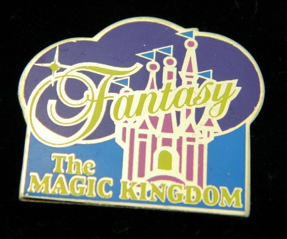 Disney Magic Kingdom Fantasy Castle 2000 Limited Edition Collectible Pin
