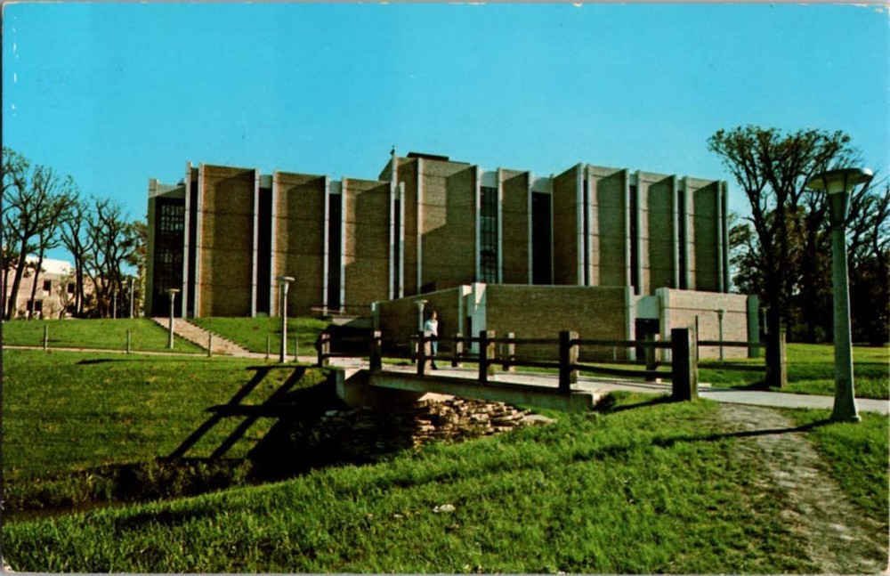 Dekalb Illinois IL : SCHOOL SCENE m/14 BD3126