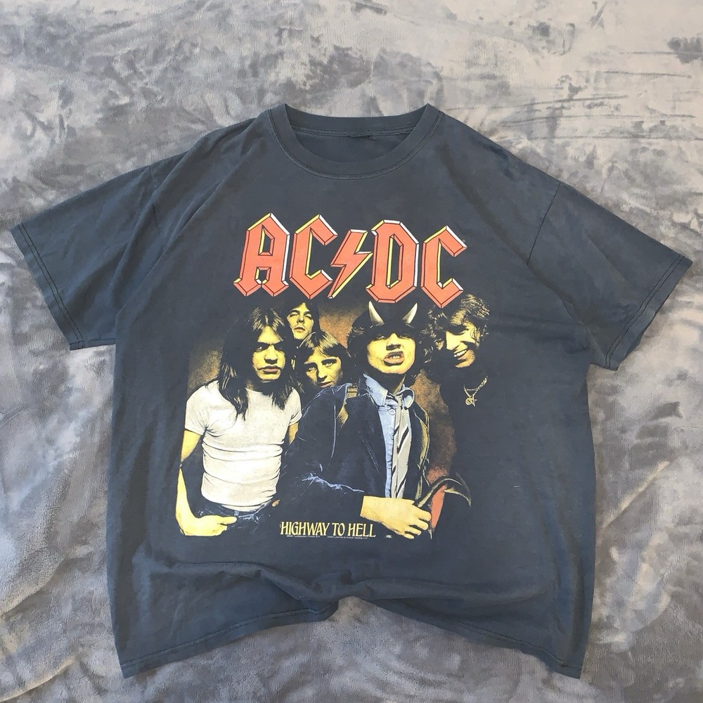 Vintage 2001 AC/DC Highway To Hell Band Tee Shirt Black Rock Tour XL