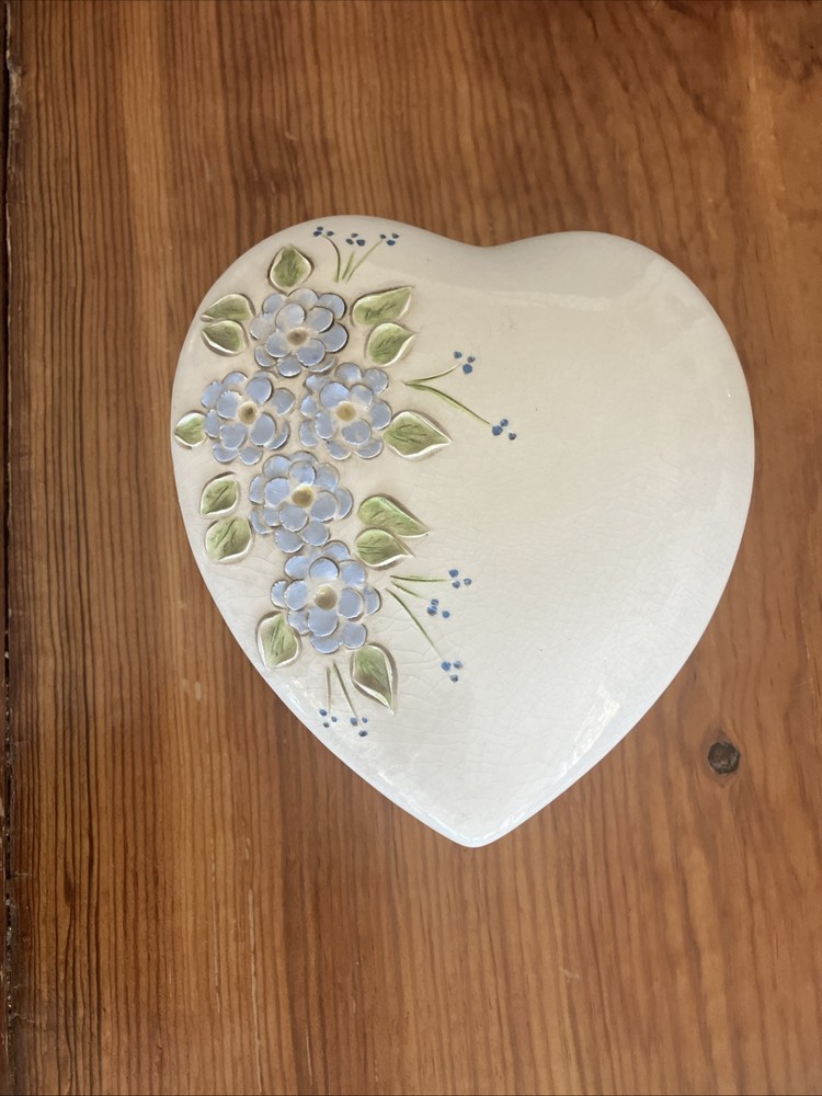Vintage Hand Painted Signed Porcelain Heart Shape Trinket Box Floral Design 4.5”