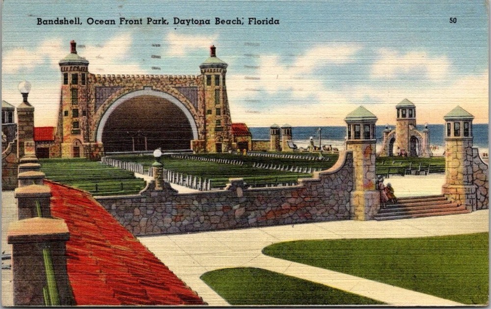 1942 Daytona Beach Florida Bandshell Ocean Front Park Linen Postcard Tichnor