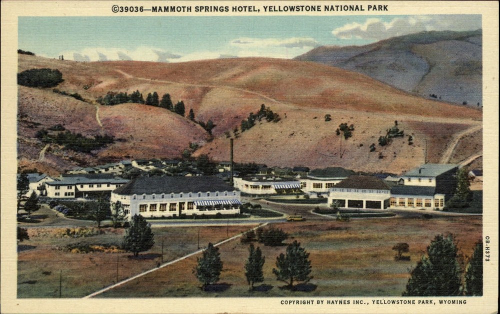 Mammoth Springs Hotel ~ Yellowstone National Park ~ Haynes ~ 1940s unused aerial