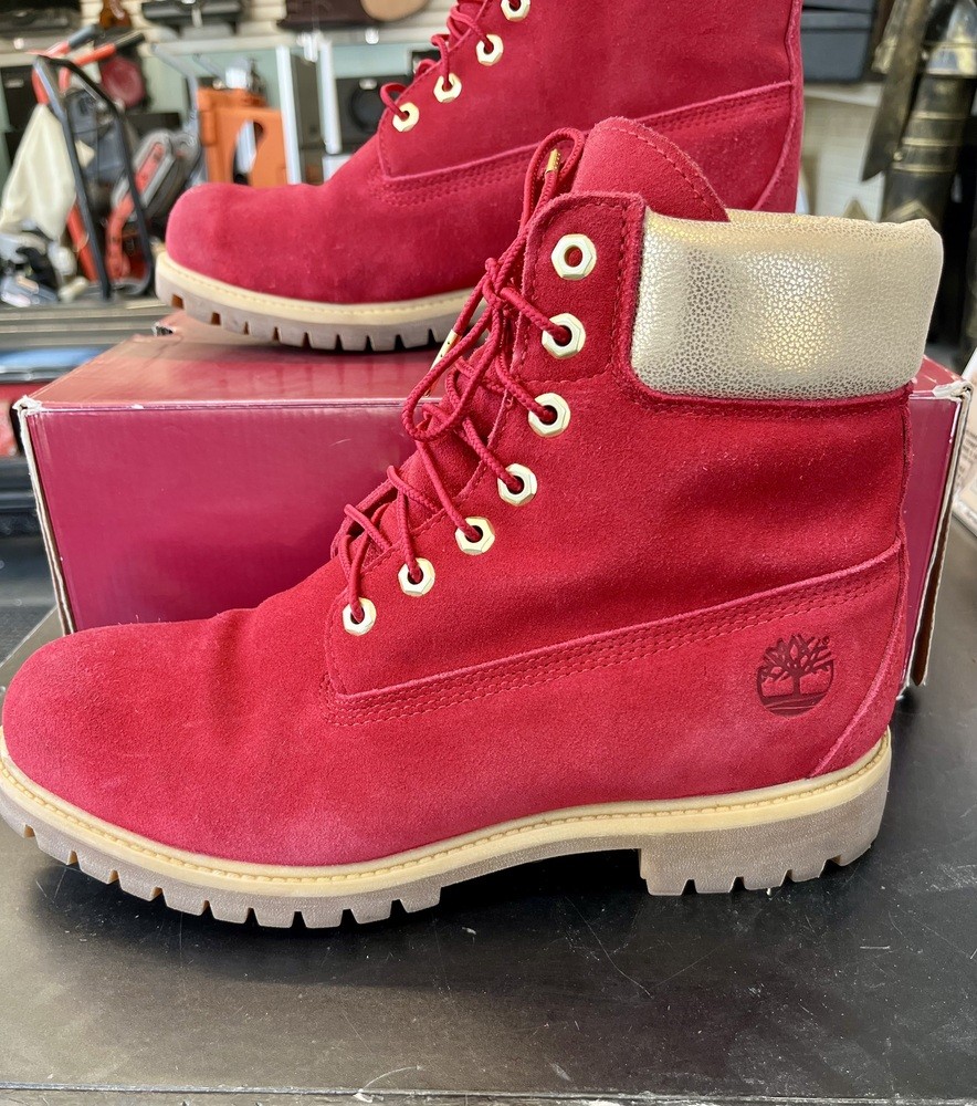 Timberland Christmas Naughty or Nice Boots Size 10 Red Gold A1183