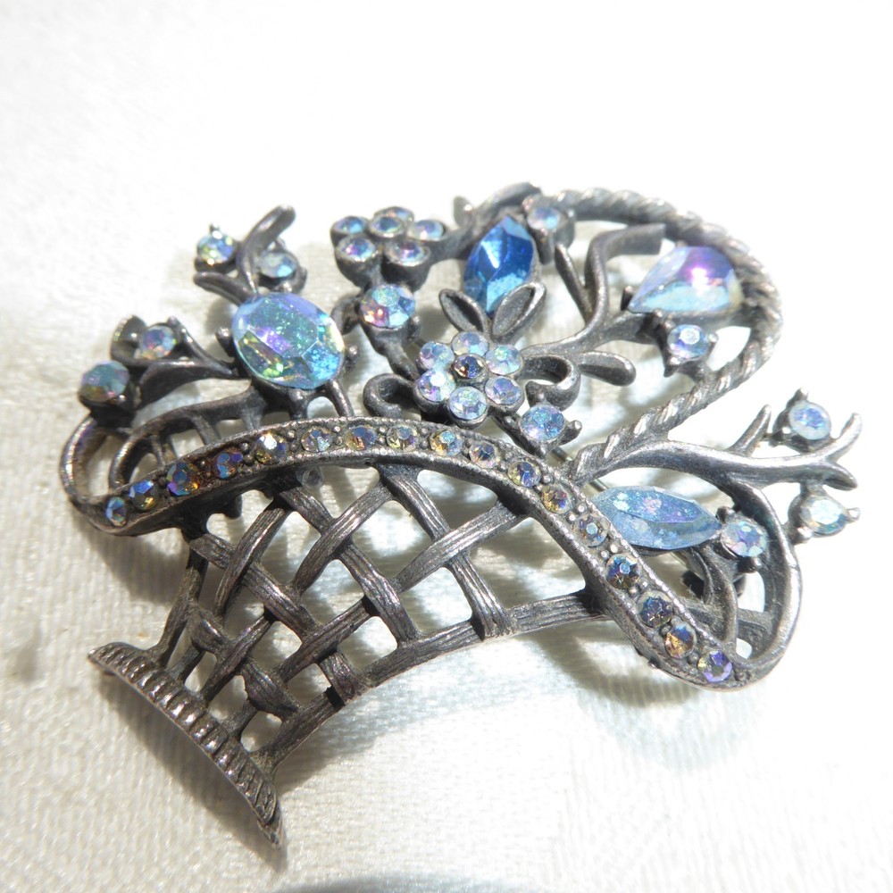 BEAUTIFUL VINTAGE Sterling Silver BLUE AB Rhinestone BASKET OF FLOWERS BROOCH