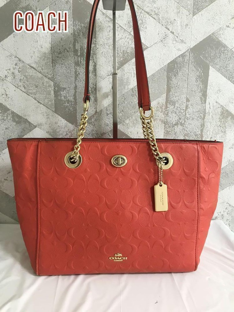 Coach Signature Leather Tote - Stylish & Spacious Handbag