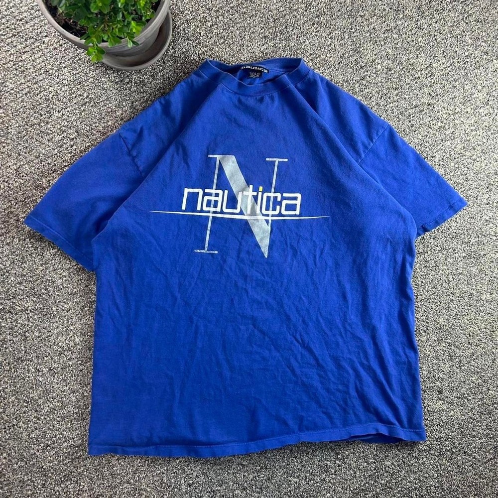Nautica Men's Blue T-shirt