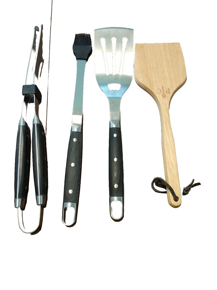 Pampered Chef 4-Piece BBQ Grilling Set with Fork Spatula Tongs and Wood Scraper