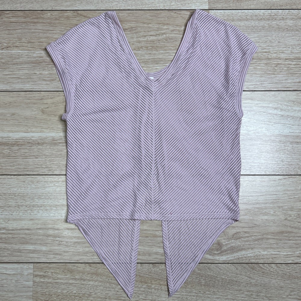 Lululemon Top Womens Size Small Pink Tie Back Cropped Sleeveless