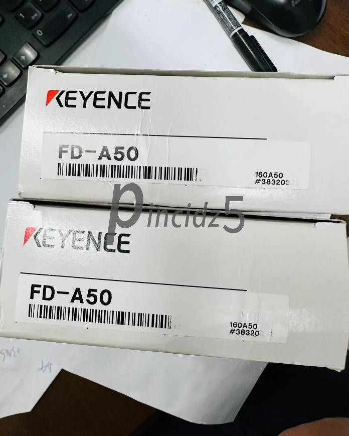 1PCS Digital flowmeter sensor FDA50 NEW  KEYENCE FD-A50