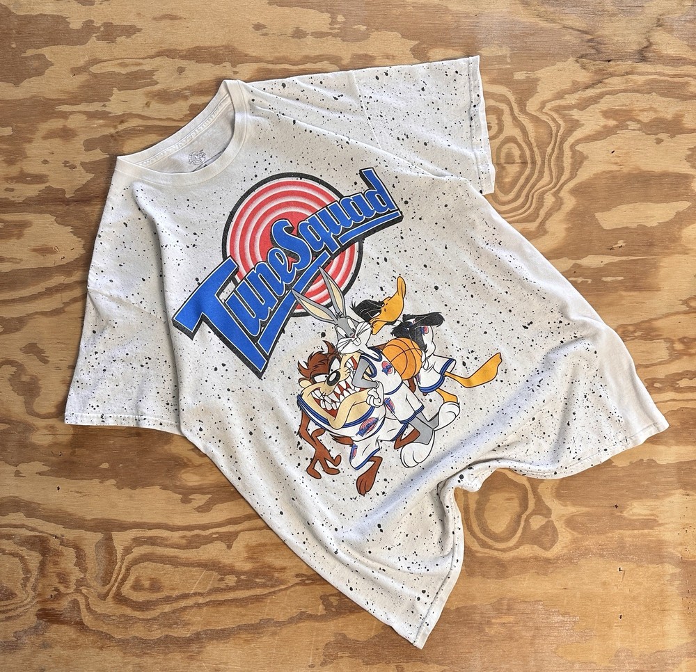 Space Jam Tune Squad Bugs Bunny Taz Daffy Duck Speckled Men's T Shirt Medium