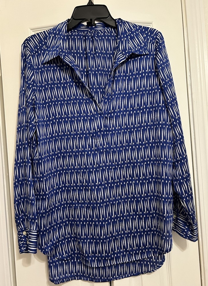 Ann Taylor Women's Blue White Geometric Collared Blouse Woven Long Sleeve M