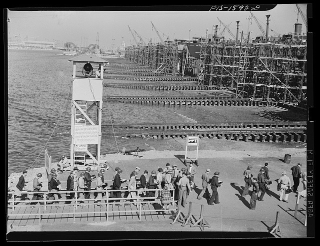 Wilmington California 1942 California Shipbuilding Workers Ferry Arrival