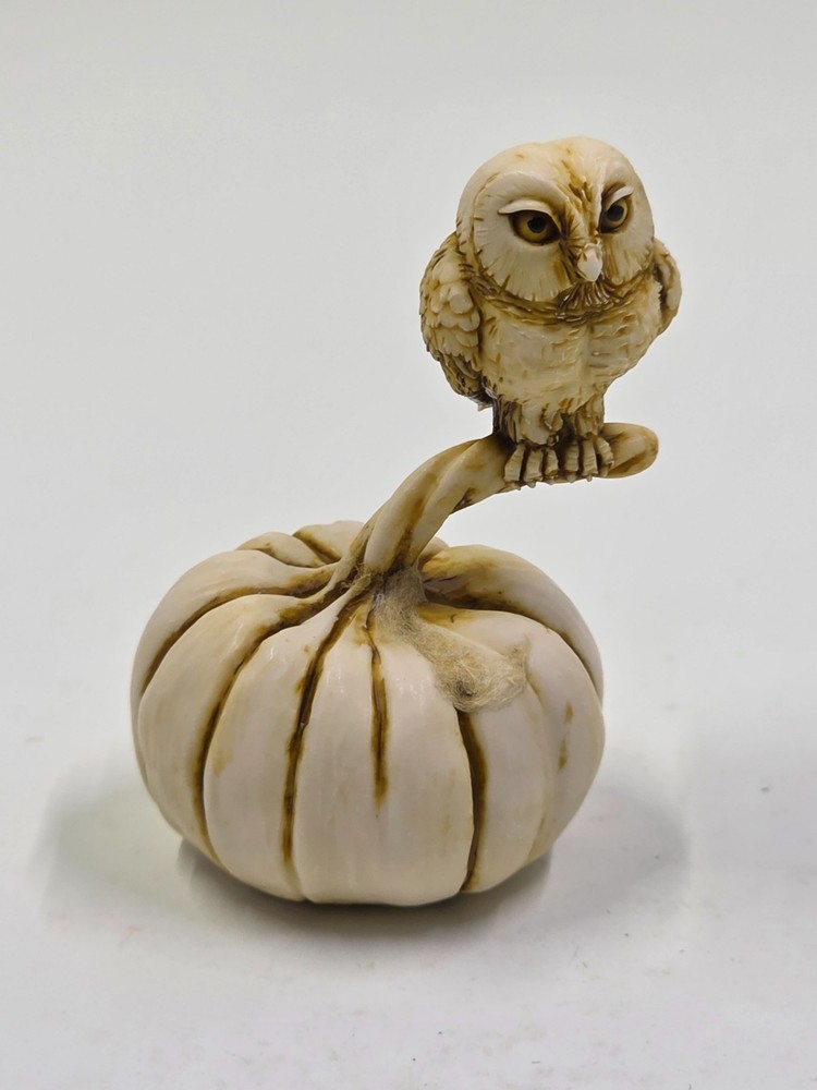 Harmony Kingdom Art Neil Eyre Designs Halloween barn hoot snowy owl pumpkin