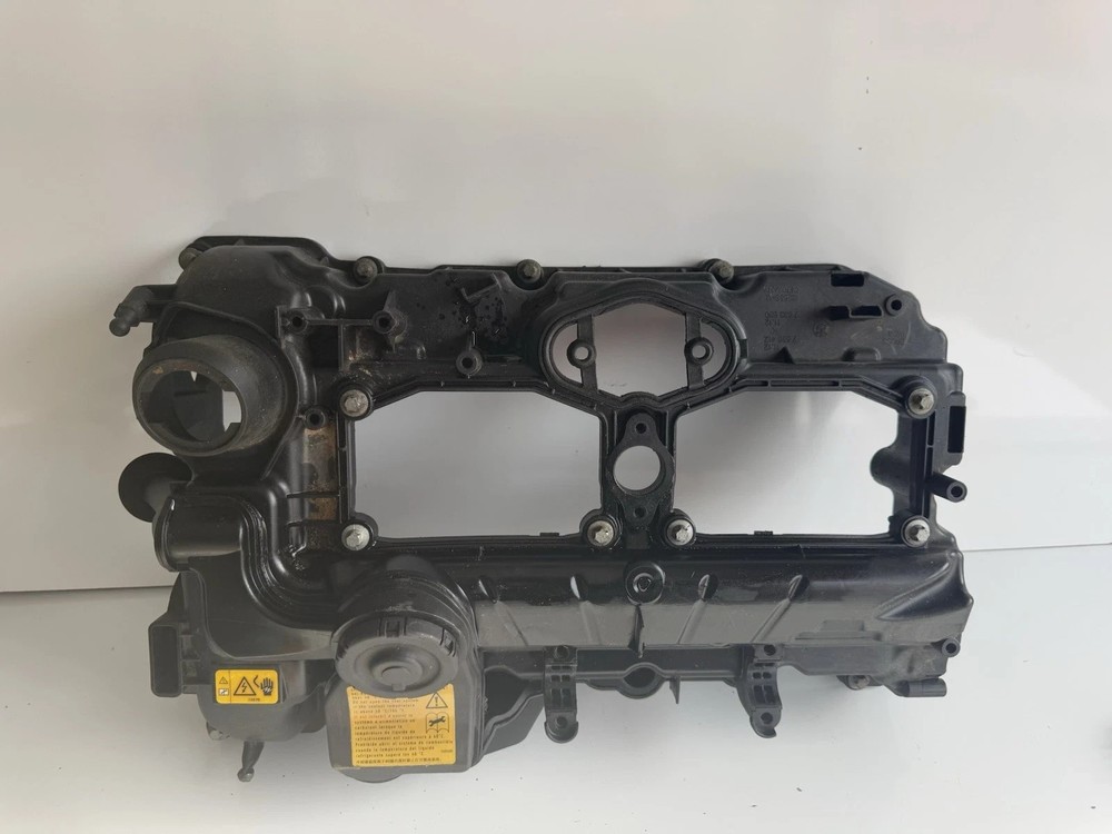 2012-2018 BMW 2 3 4 5 Series X3 X4 X5 2.0L Valve Cover 11-12-7-588-412 OEM 2528