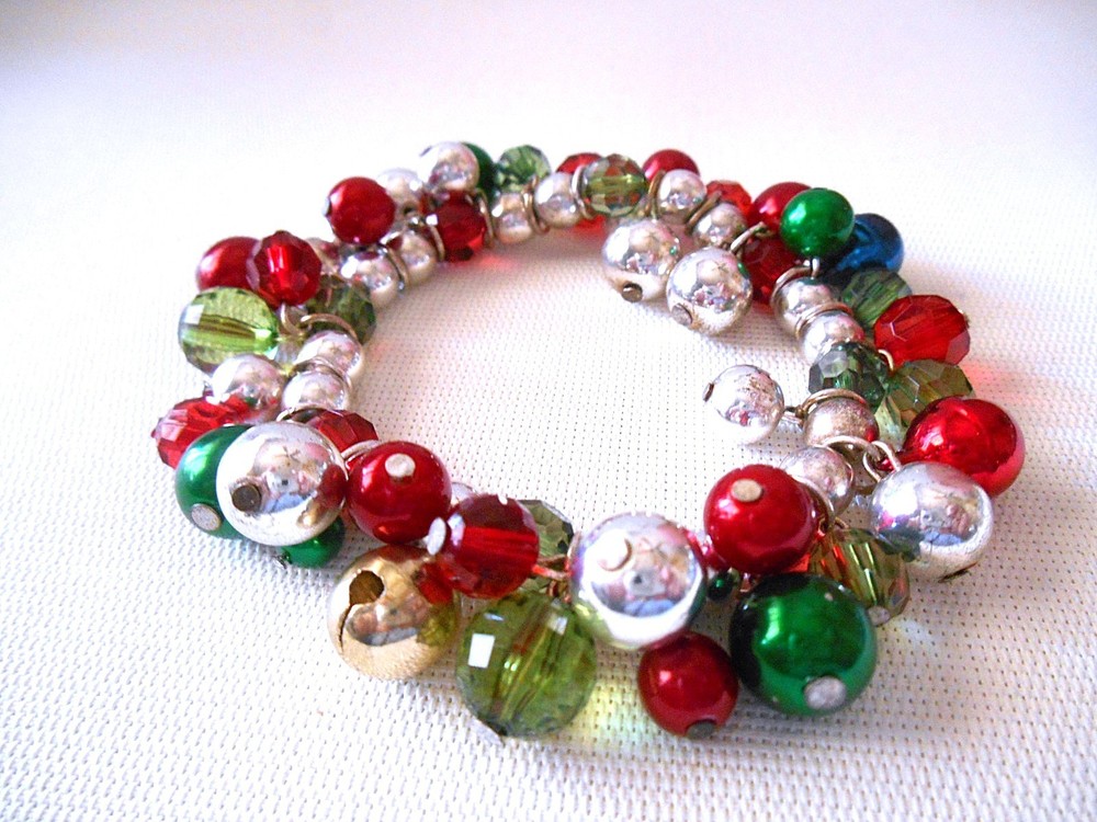 Festive Silvertone Green Red Beaded Stretch Bracelet with Jingle Bells