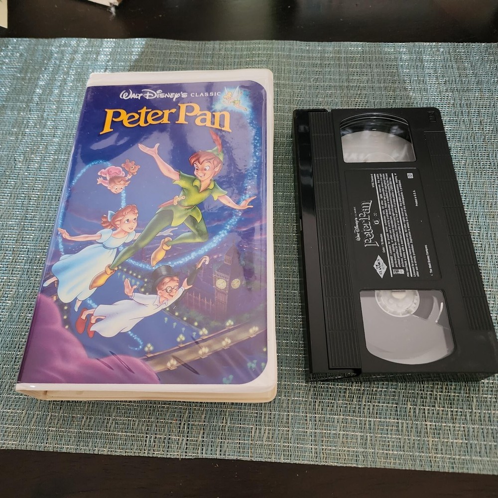 Disney Peter Pan VHS Black Diamond Classic Walt Disney Masterpiece Clamshell