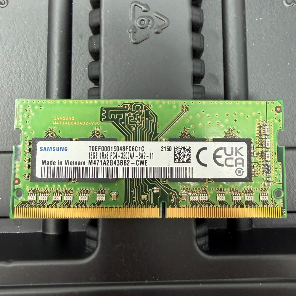 LOT OF 10 - Samsung 16GB 1Rx8 PC4 3200AA-SA2-11 DDR4 RAM Memory