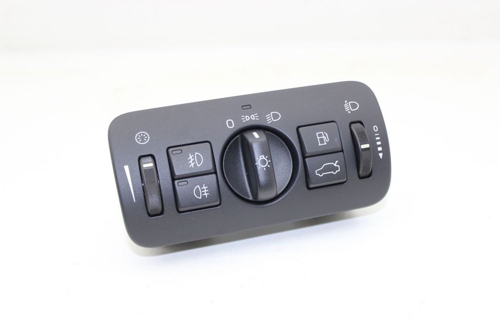 2010 Volvo S80 Headlight Switch OEM 30739415 SVJ1145 Replacement