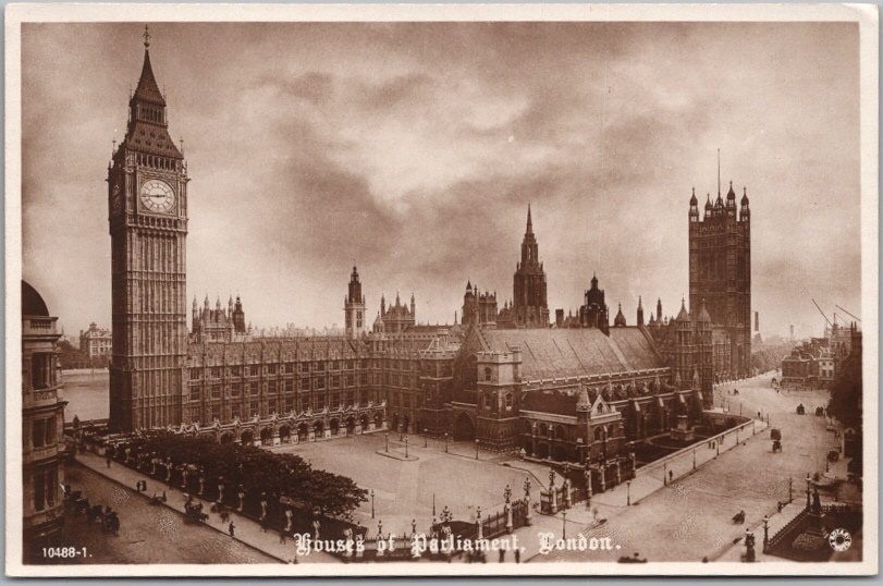 1910s LONDON, England RPPC Photo Postcard 
