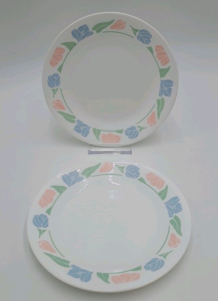 2 Corning Corelle Friendship Pattern Small Plates Salad Dessert Plates 6 3/4