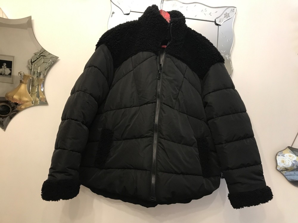 Dorothy Perkins medium chest 46 inches 16-18 black quilted, padded jacket petit