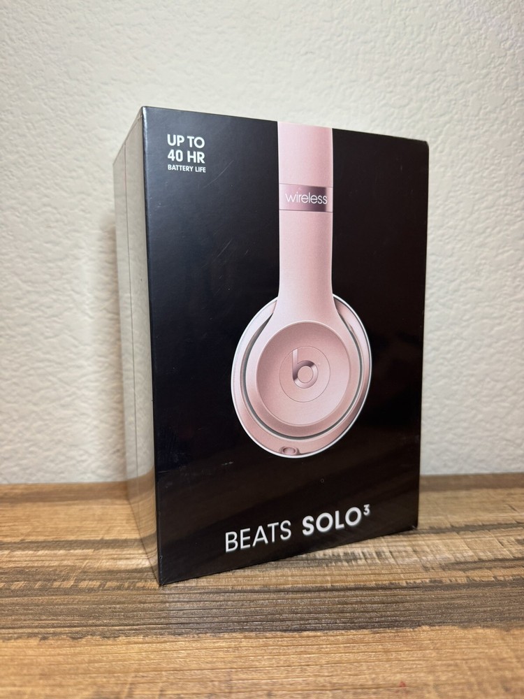 Beats Solo3 Wireless On-Ear Headphones w/ Apple W1 Headphone Chip, Rose Gold NEW