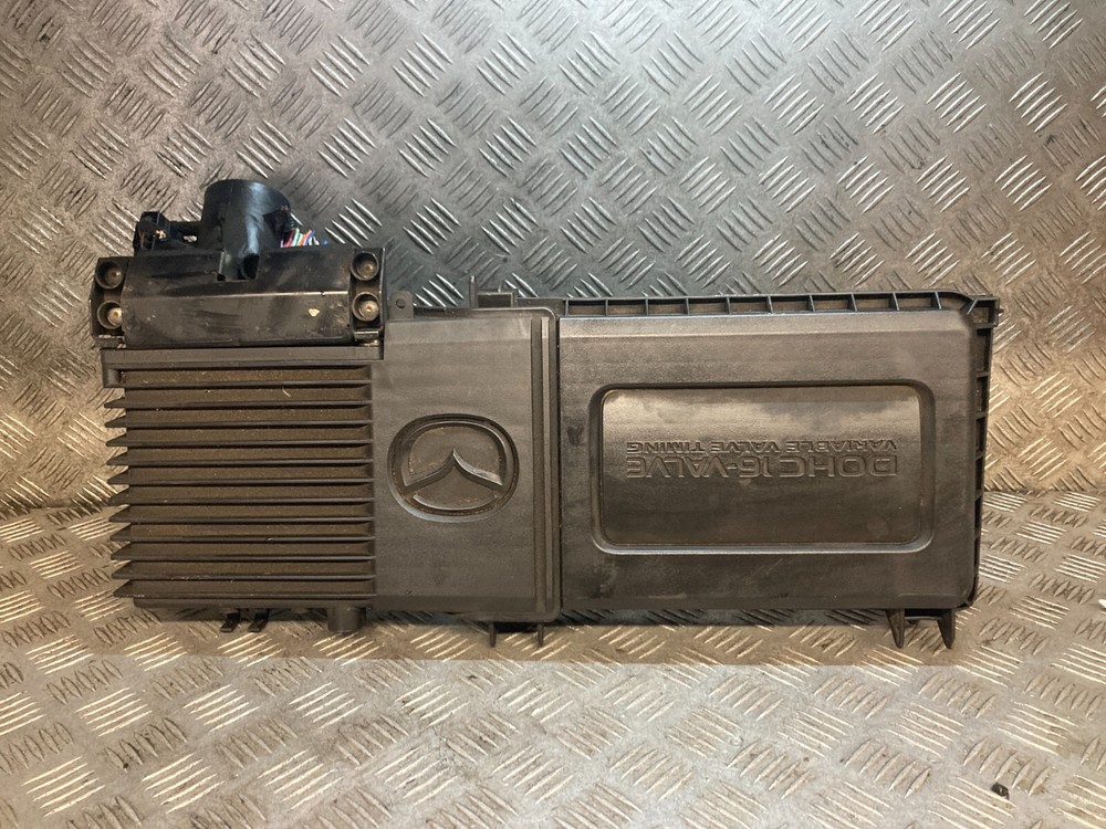 Mazda 3 1.6 TS 5Dr 2008 Mk2 Air Filter Housing Box & ECU 014140-1974