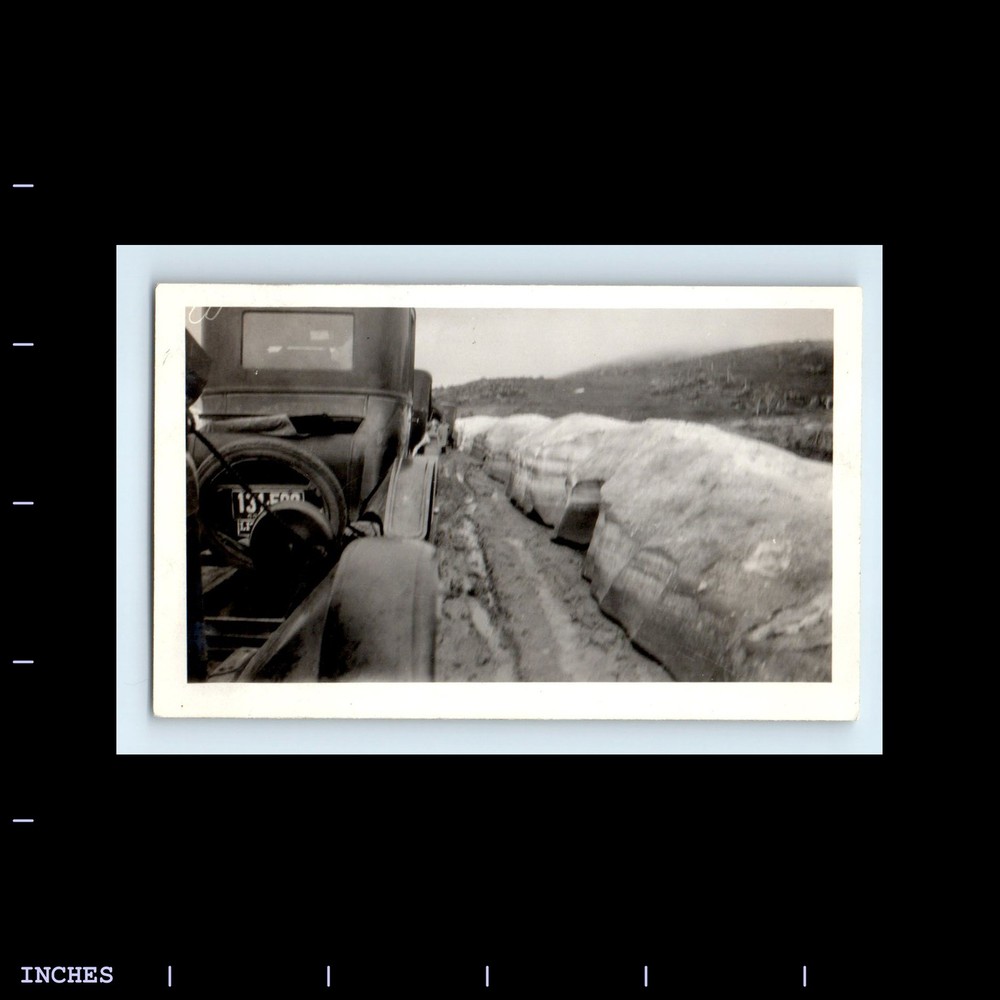 Old Vintage Photo SNOW WINTER SCENE CLASSIC CARS TRAFFIC JAM GRAND LAKE 1926