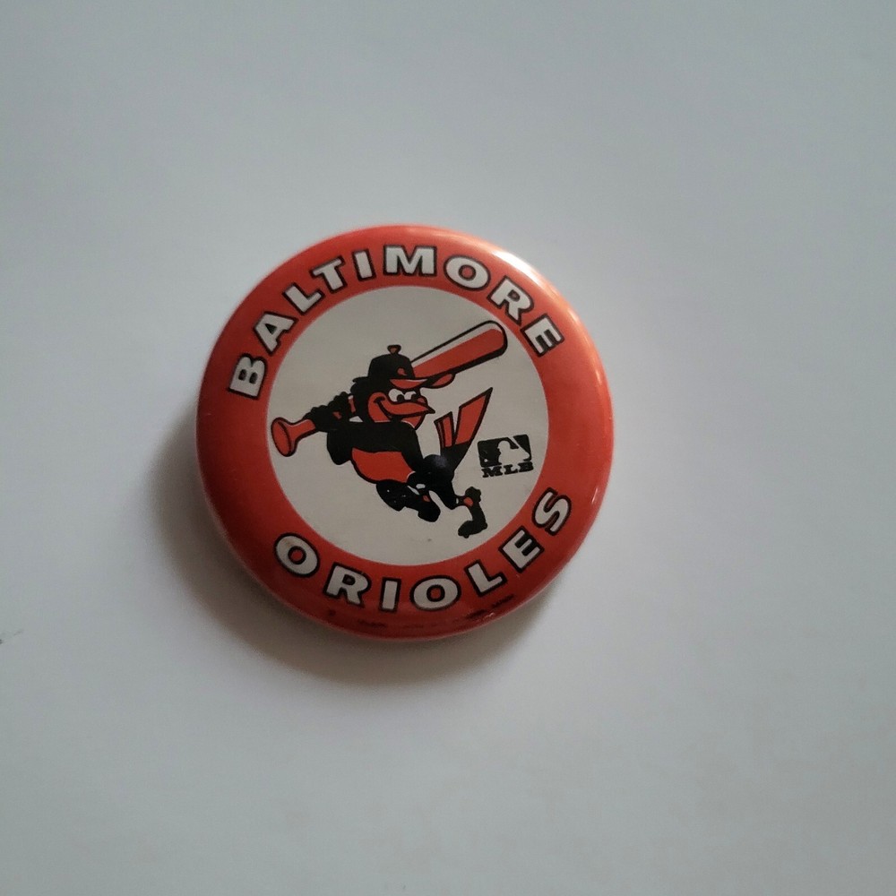 Vintage Baltimore Orioles Mascot Orange Black Bird MLB Button Pin Back Maryland