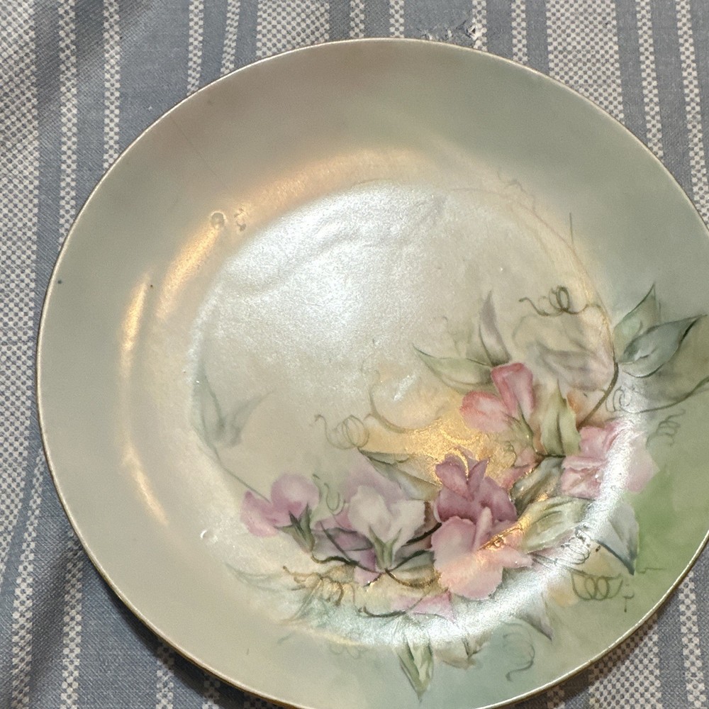Porcelain Floral Decorative Plate White/Pink/Green/Gold Glossy Round