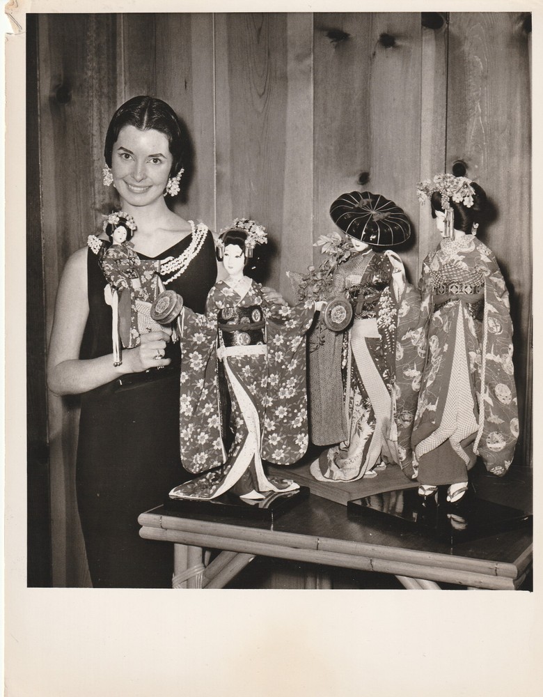 Vintage Margaret O'Brien 7x9 Studio Photograph Photo Meet Me in St. Louis